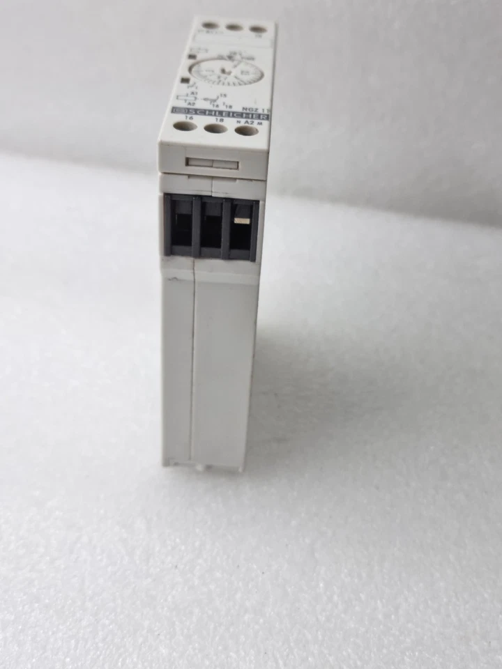 SCHLEICHER NGZ 11 TIMER ZG1W1A1-34-76-00A (USED CONDITION)